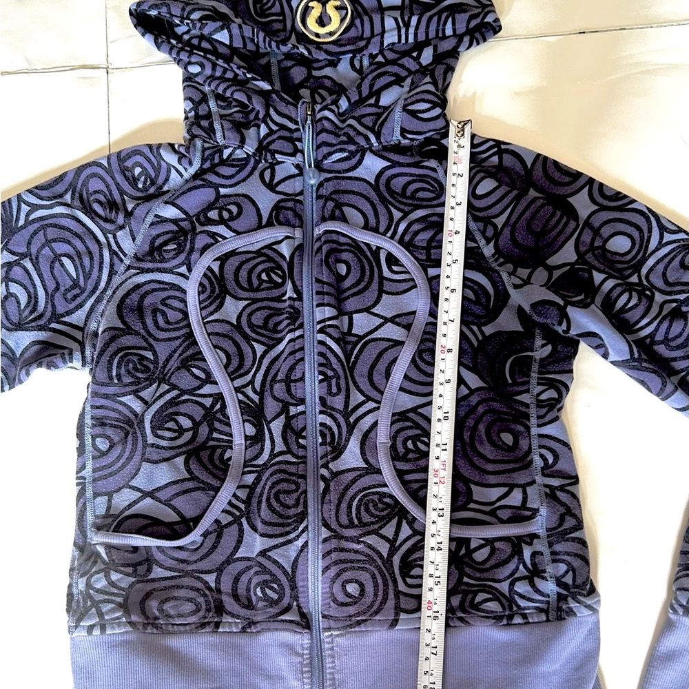 Lululemon zip up hoodie circle pattern rare sweater - Picture 7 of 10